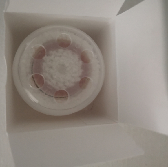 Clarisonic Radiance Brush heads - Picture 3 of 4